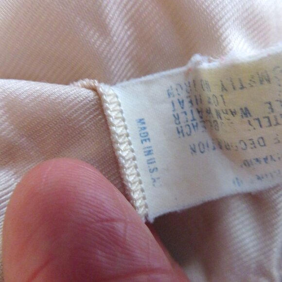 Vintage 60s Full Length Nylon Dress Slip Womens S Nude Lace Pin Up Glam USA Made - Picture 13 of 13